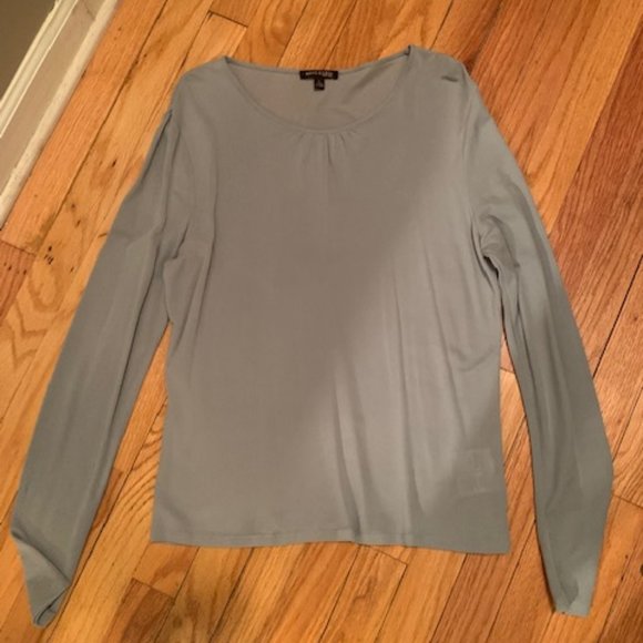 *HP* Beautiful Anne Klein pale blue silk blouse - Picture 3 of 8